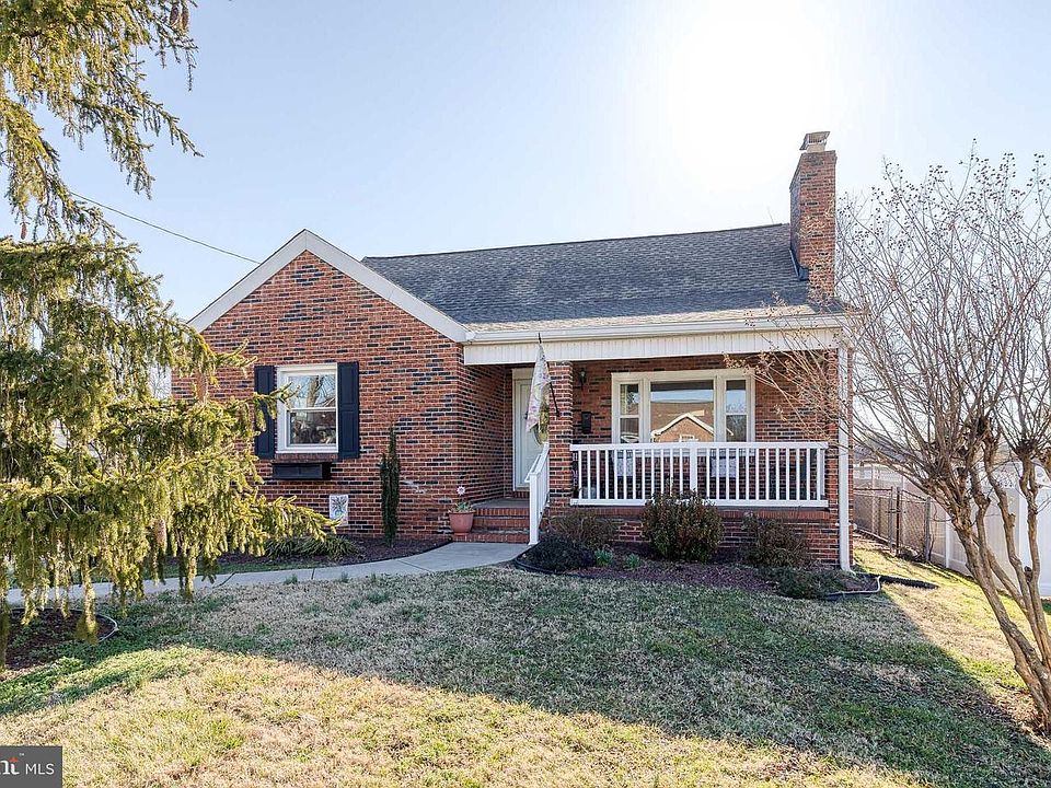 1st image of 1911 Sunberry Rd