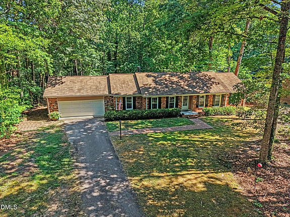 2nd image of 902 Knight Dr
