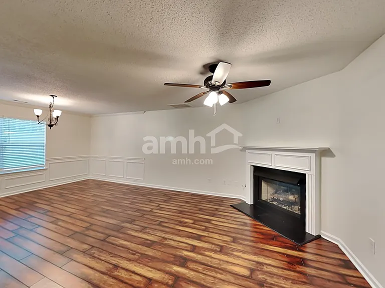 131 Hidden Creek Dr — Photo 6
