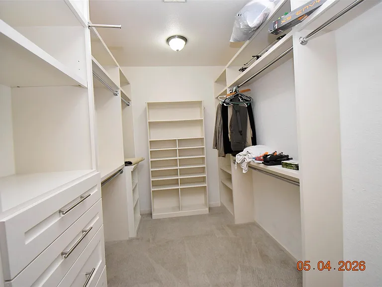 421 Creekside Dr — Photo 15
