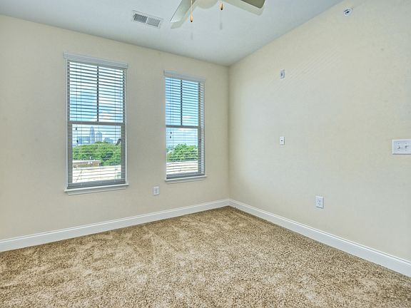 2nd image of 1114 Clement Ave APT 203