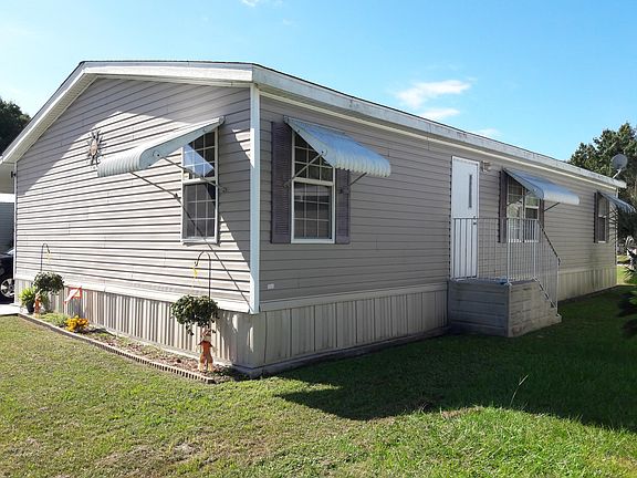 3rd image of 4706 Breezes Dr Lake Wales