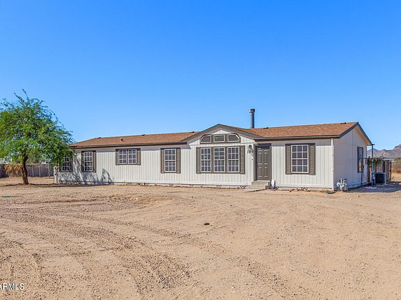 3rd image of 1812 N 194TH Avenue