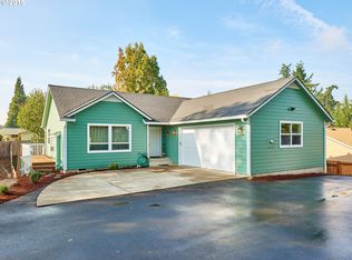 3533 7th St, Hubbard, OR 97032