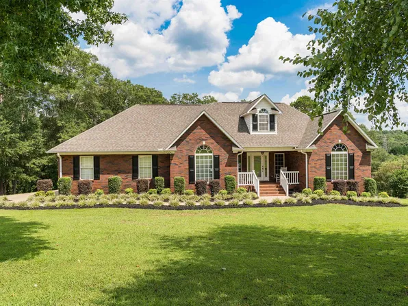 575 Thorn Cove Dr, Chesnee, SC 29323