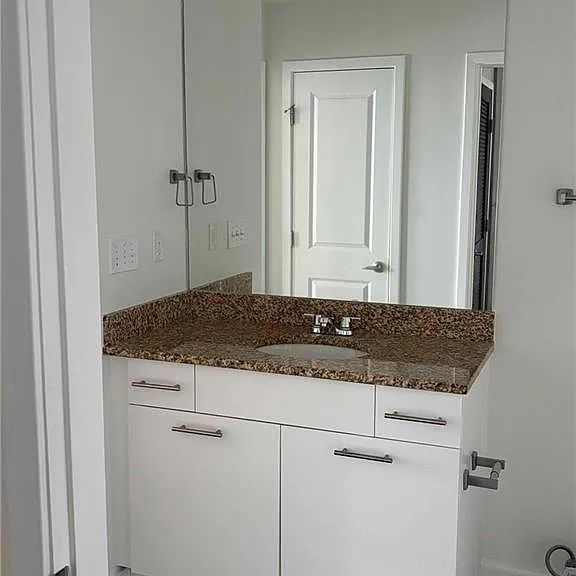 3324 Peachtree Rd #2213 — Photo 10