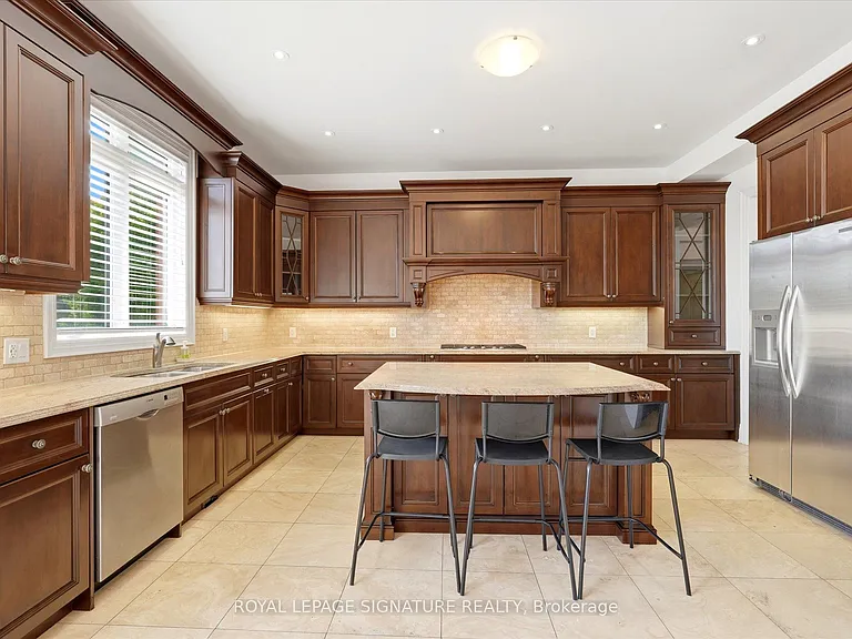 2359 Taylorwood Dr — Photo 16