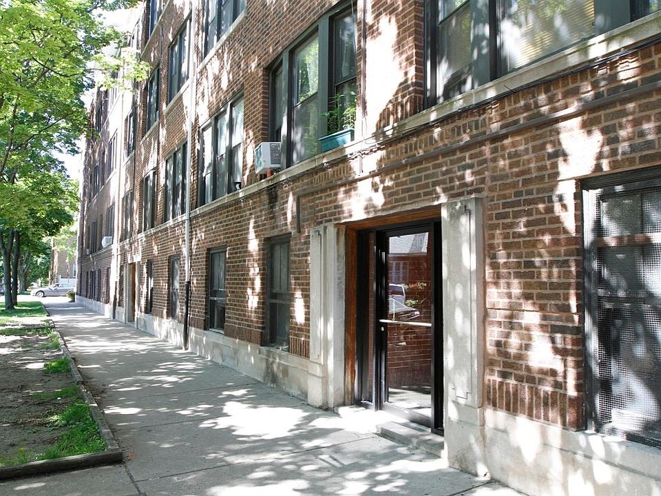 1st image of 6206 N Hermitage Ave #2