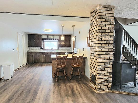 3rd image of w777 county Rd M