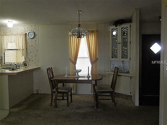 5th image of 803 Oak Blvd
