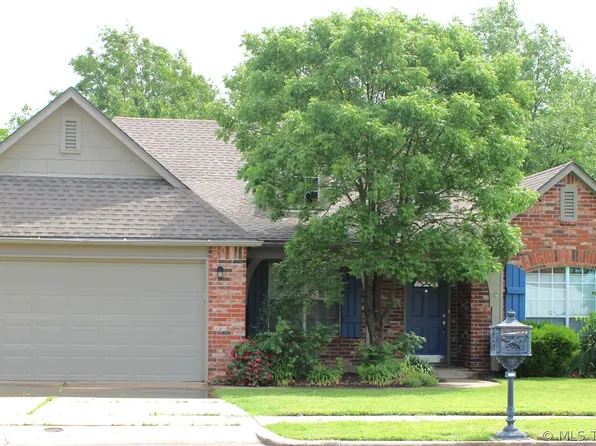 12007 S Cedar Ave, Jenks, OK 74037