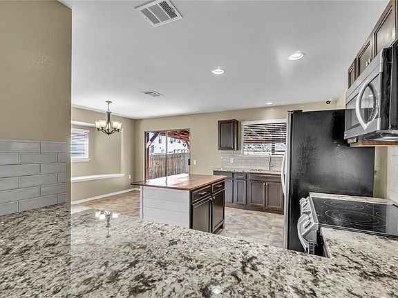 4th image of 4606 Mellow Hollow Dr