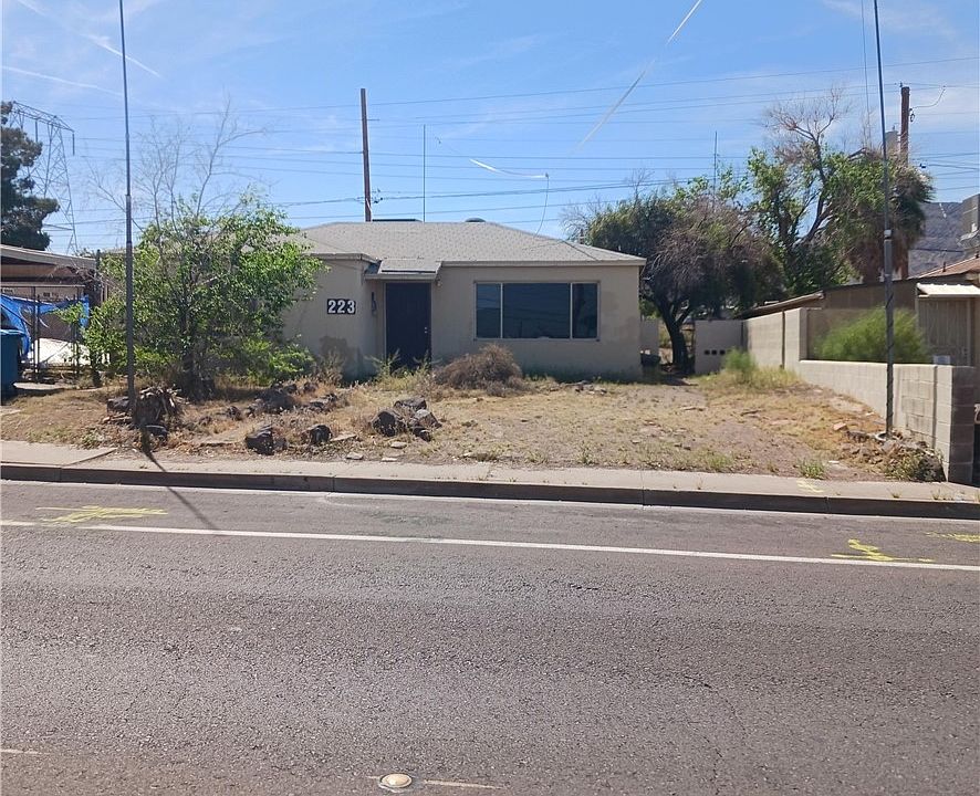 1st image of 223 W Basic Rd