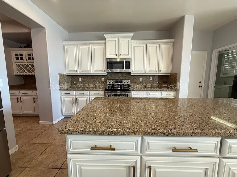 4287 S Kimberlee Dr — Photo 24
