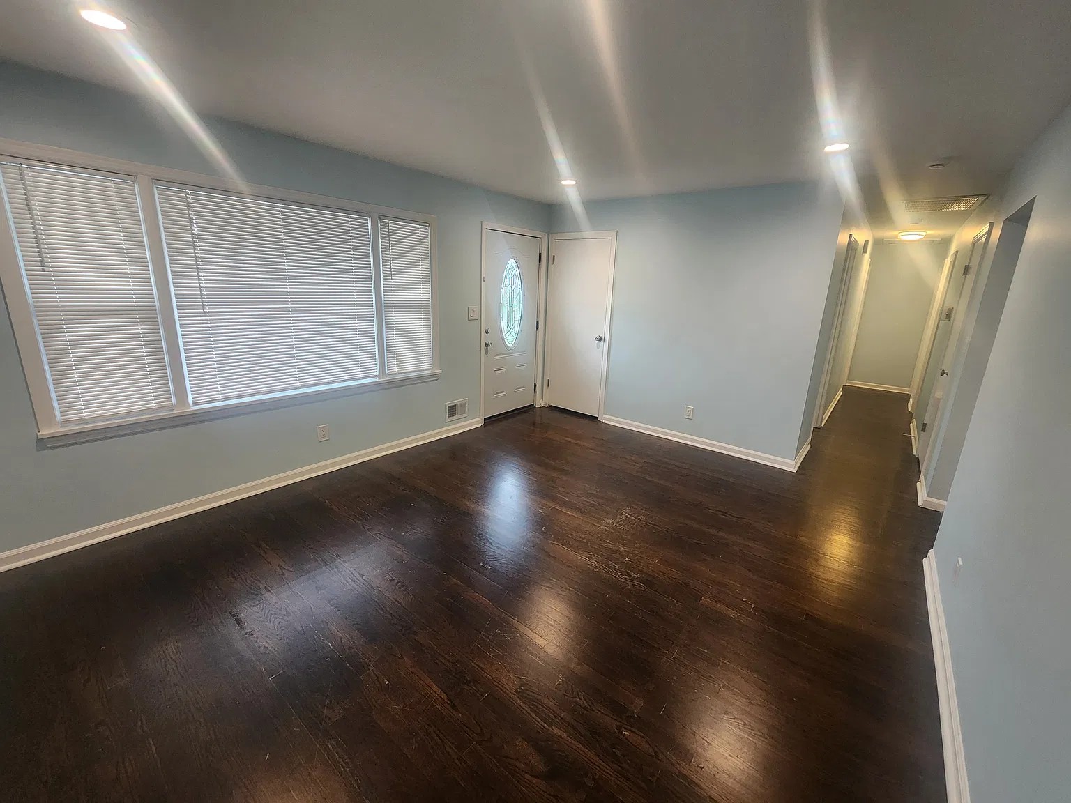3 bed, 1434 sqft, $1,895 — Photo 4