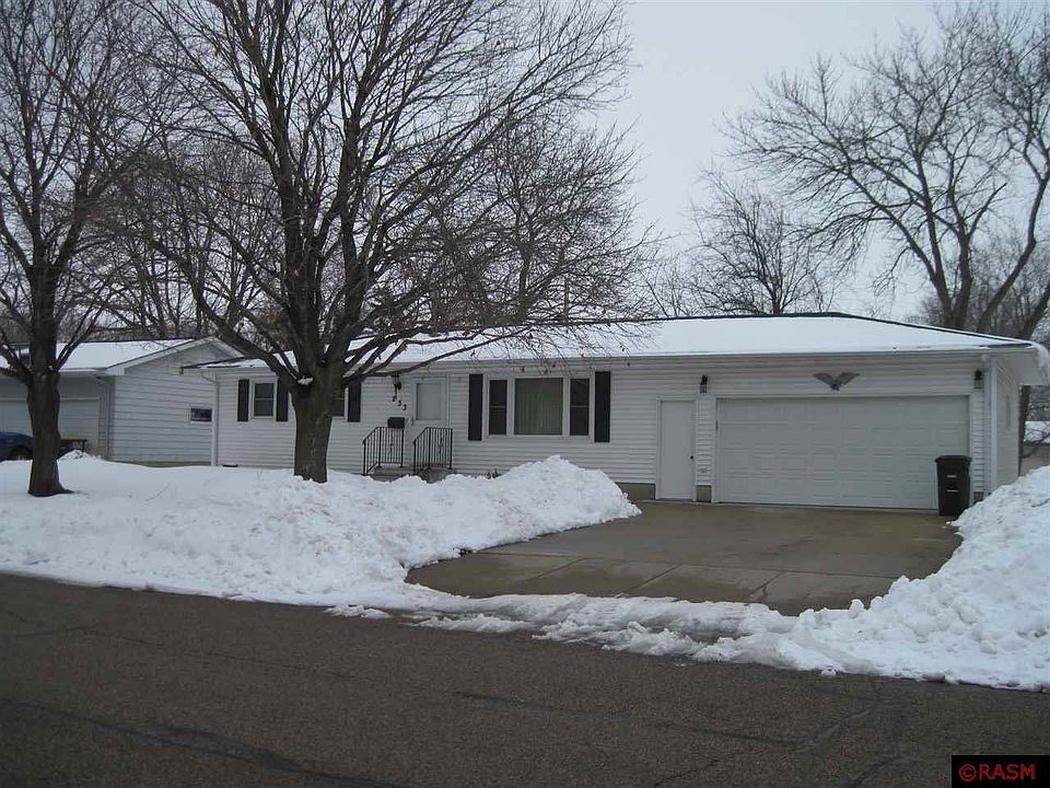 1st image of 233 Ann Dr