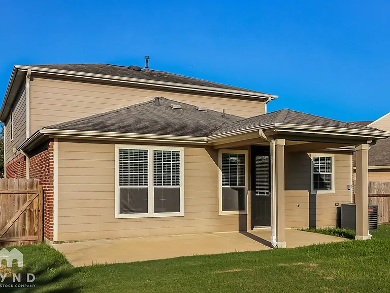 11018 Tipton Oaks Dr — Photo 15