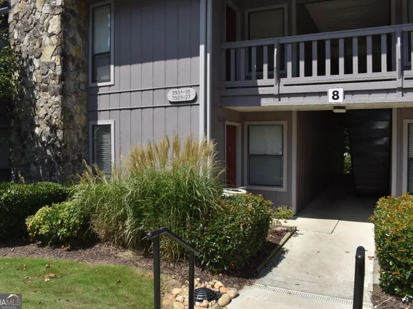 3923 Woodridge Way, Tucker, GA 30084