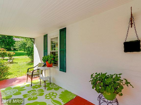 Concrete front porch!