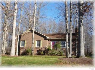 1229 Skyview Dr, Mebane, NC 27302