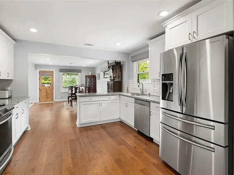 1526 Garden St — Photo 36
