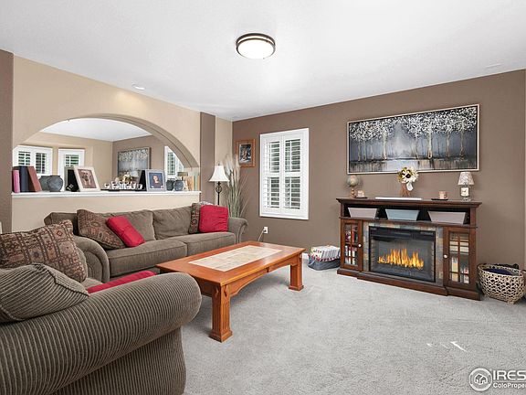 5th image of 4014 Stoney Creek Dr