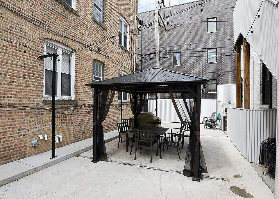 2nd image of 2236 N Western Ave #2
