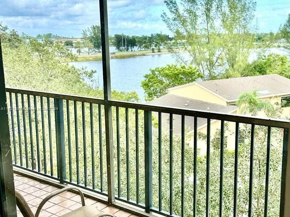3400 Blue Lake Dr APT 505, Pompano Beach, FL 33064