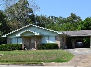 751 N Main St, Jasper, TX 75951