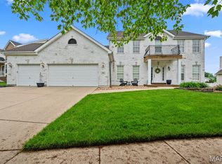 7827 Wind Hill Dr, O'Fallon, MO 63368
