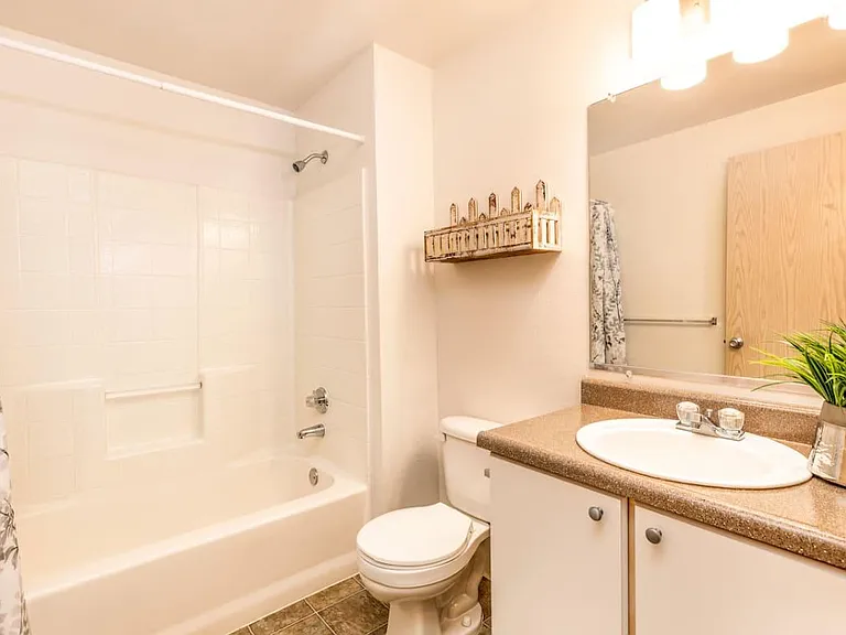Creekside at Tanasbourne Apartments — Photo 6
