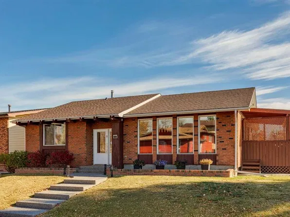 4316 W 53rd St NE, Calgary, AB T1Y 4B3