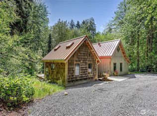 8883 1/2 NE Wardwell Rd, Bainbridge Island, WA 98110