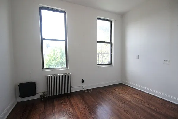 Rented by Nooklyn NYC LLC | media 7