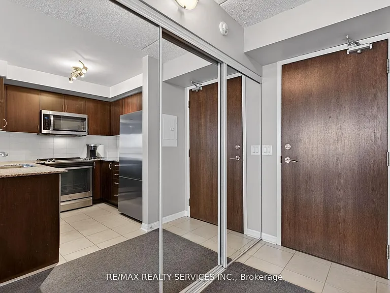 50 Via Rosedale Way #315 — Photo 3