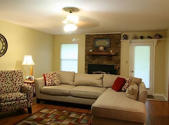 5th image of 307 Glass Lake Dr