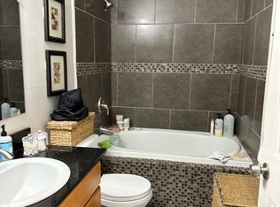 1215 Josephine St #20, New Orleans, LA 70130