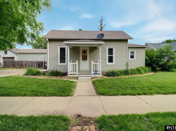 614 E Linden Ave, Fremont, NE 68025