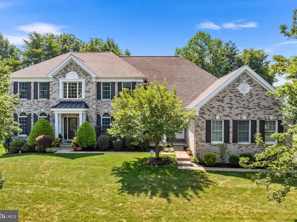 6 Hudson Way, Garnet Valley, PA 19060