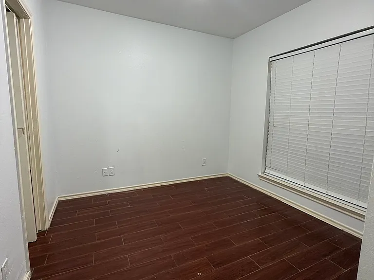 4510 Druid Ln #207 — Photo 7