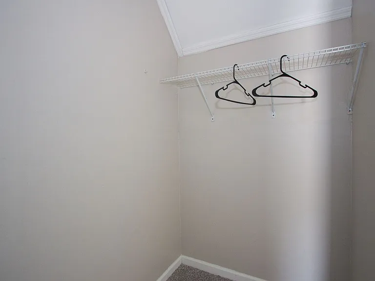 3292 Shady Valley Ct — Photo 26