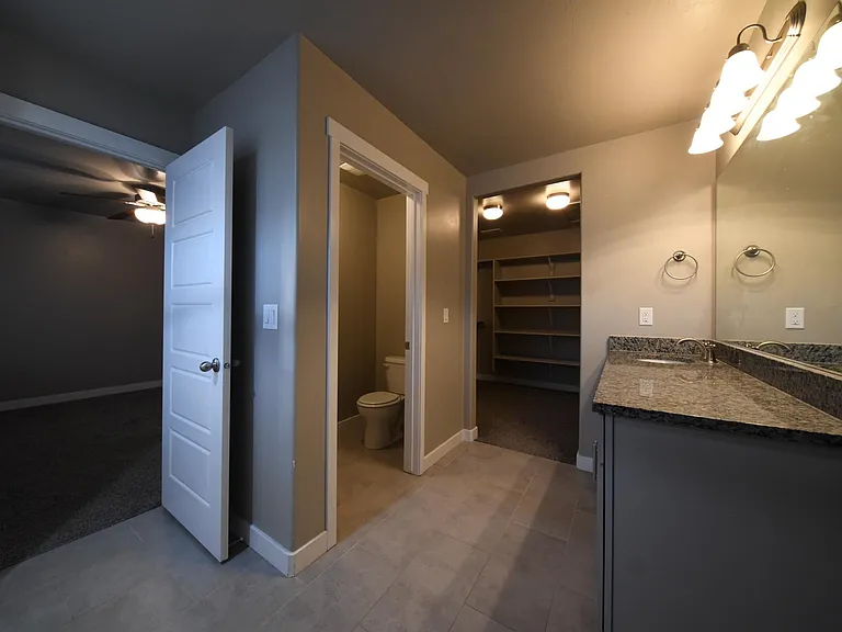 1391 W Bridal Veil Dr — Photo 10