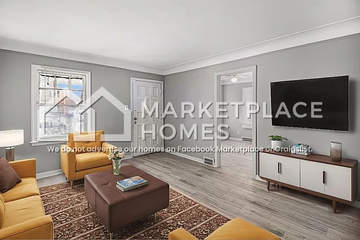 15073 Strathmoor St — Photo 4