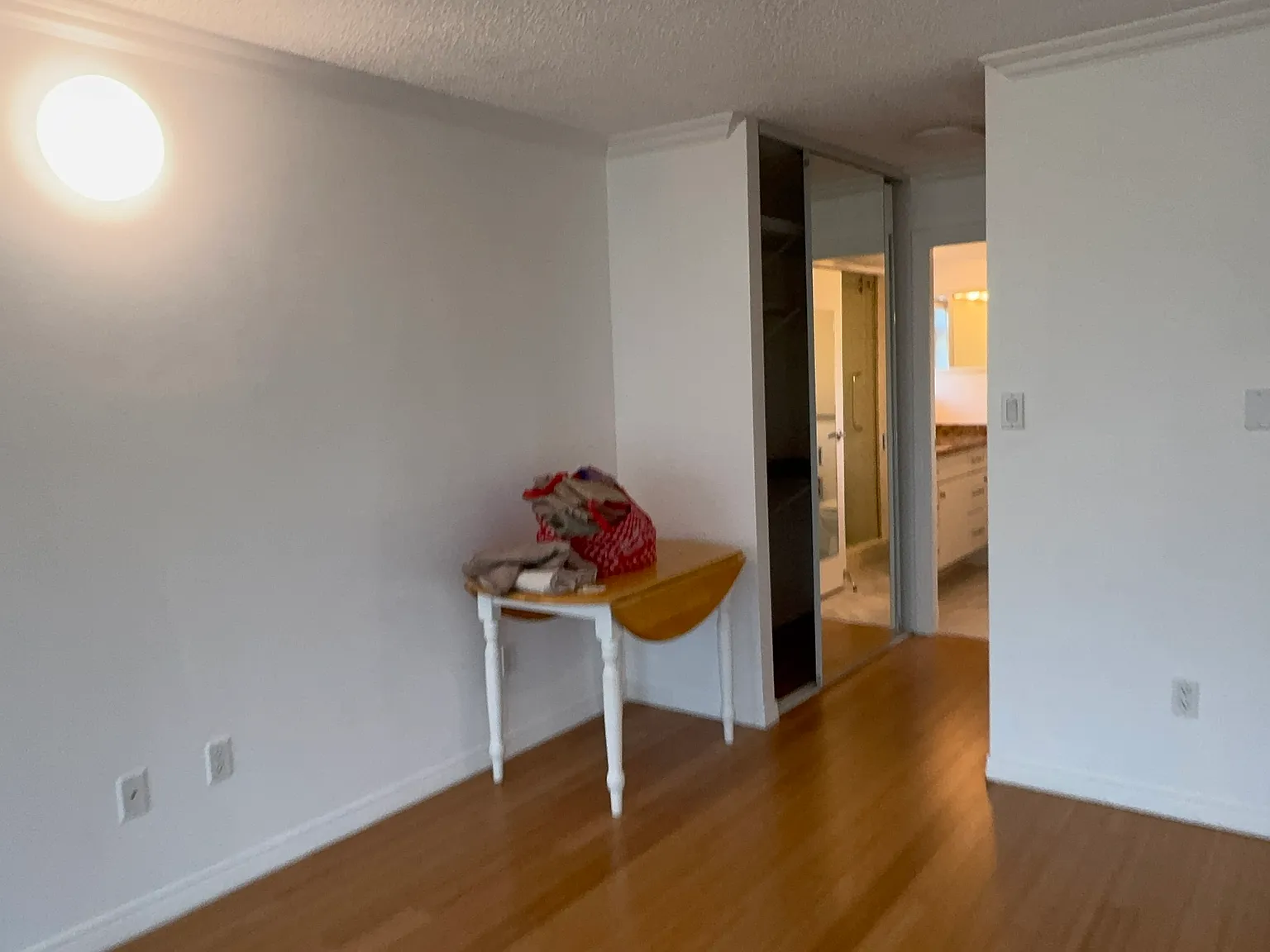 2 bed, 1700 sqft, $5,000 — Photo 3