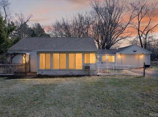 161 Bailey Dr, Adrian, MI 49221