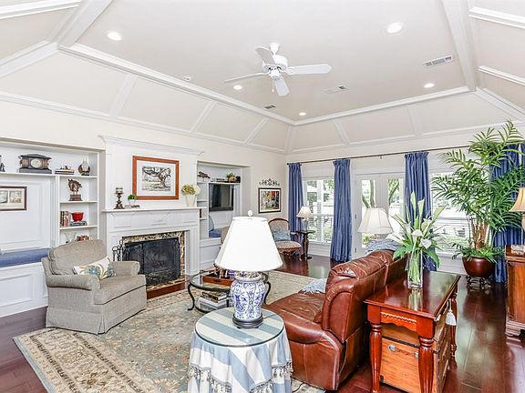 4th image of 718 Sandpiper Dr