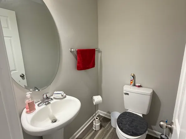 65 Carnegie Links Dr, Martinsburg, WV 25405
