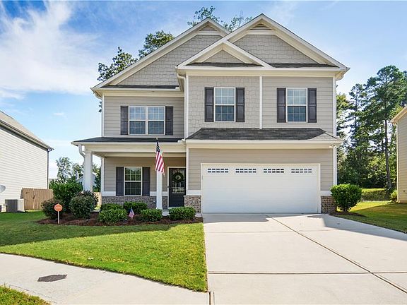 3rd image of 478 Pine Ln