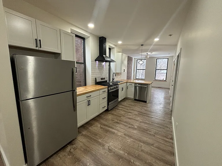822 River St #3 — Photo 8