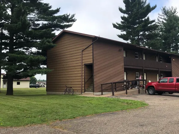 2721 Harvey Dr, Menomonie, WI 54751